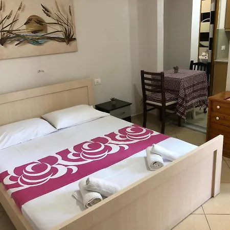 Elisabeta Apartments Sarandë Exterior foto